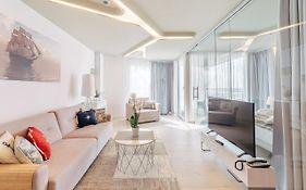 Apartament z widokiem na morze i aneksem kuchennym Ultra MARINE